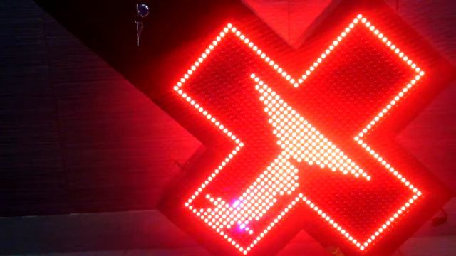 LED-аптечный крест LEDTEXX смотреть онлайн
