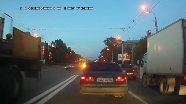 Дорожники обрызгали краской смотреть онлайн