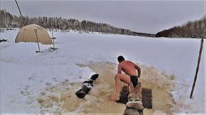 ''ЯНВАРЬНУЛСЯ'' СДЕЛАЛ ПРОРУБЬ, КУПАЮСЬ! БАНЯ ПРЯМ НА ЛЬДУ--ВСЕ ПРОСТО СУПЕР