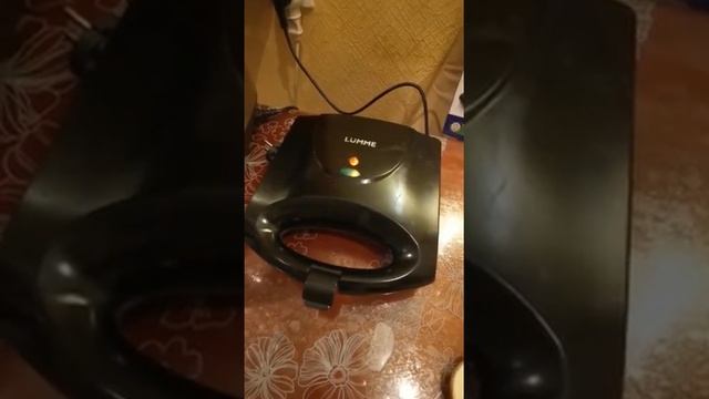 Неисправная Сэндвичница смотреть онлайн