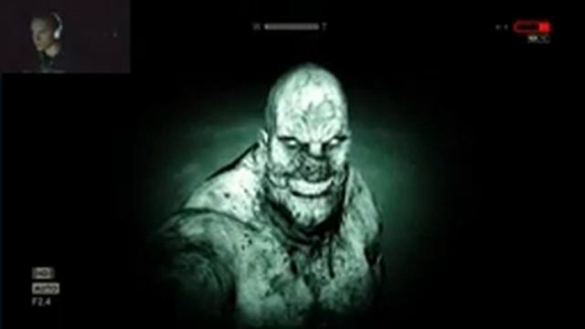 Outlast мой первый хоррор смотреть онлайн