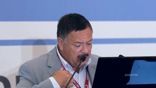 Sergey Kalashnikov Interview at the Russian Pharmaceutical Forum 2013 смотреть онлайн