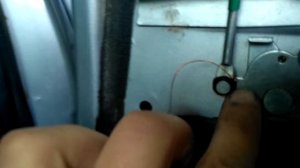 устранение Дребезжание кнопки замка на Приоре и ваз 2110-12