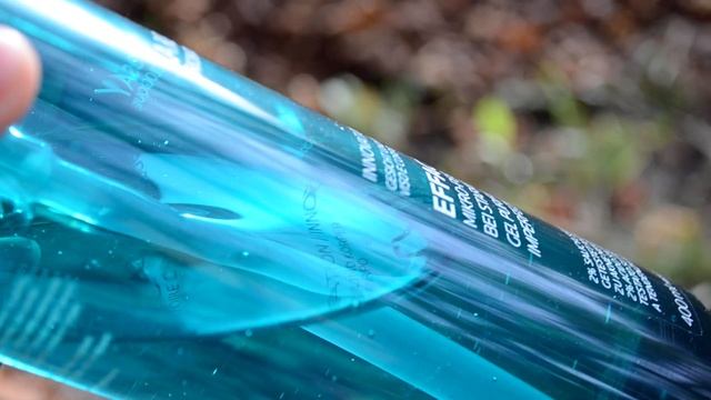 La Roche-Posay Effaclar Micro-Peeling Purifying Gel consistency смотреть онлайн