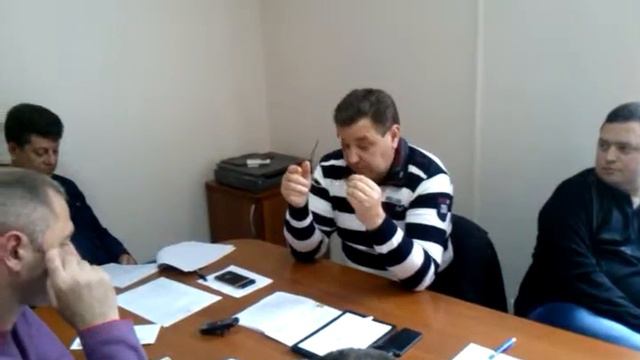 Эти все райотделы и опорные пункты сидят на шарика за счет людей ,за счет горожан Солтис смотреть онлайн