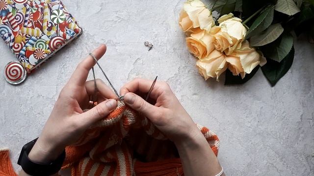 Полосатый свитер. Обзор изделия. Экспресс мк.  1 часть