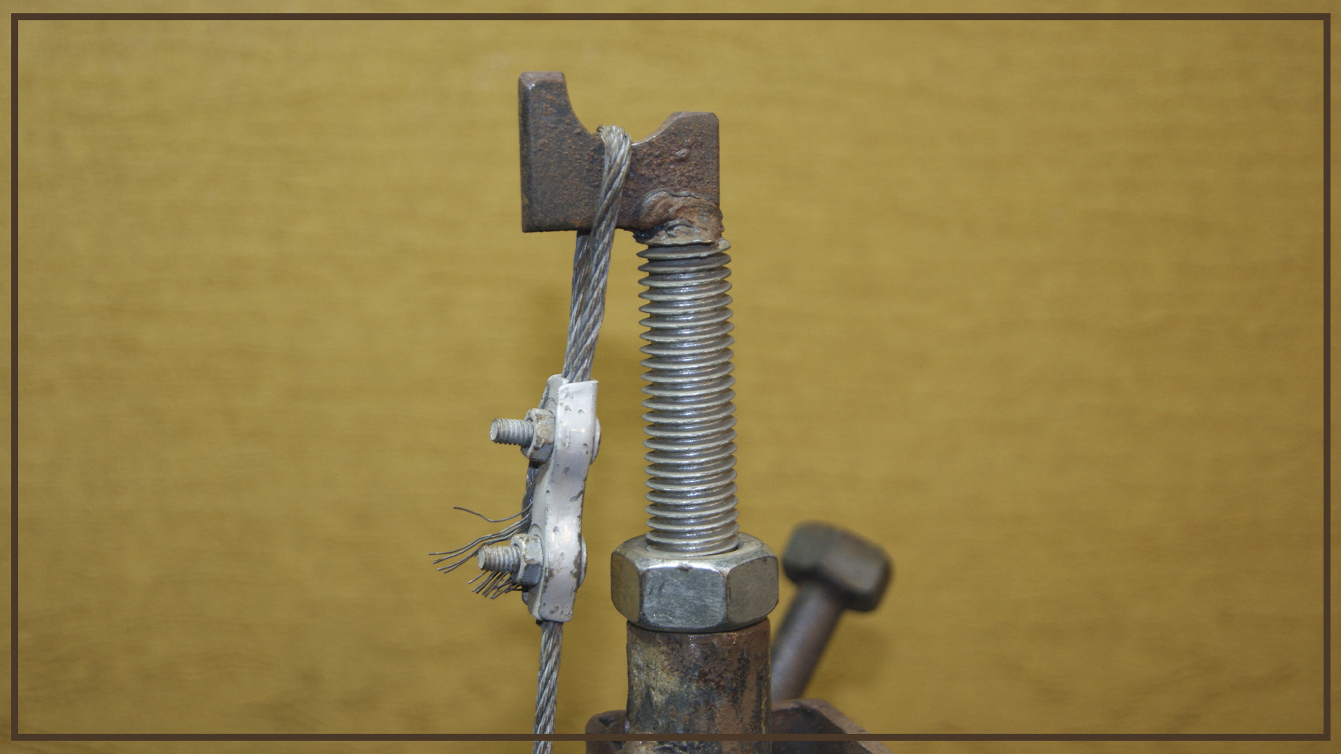 Самый простой сверлильный станок для дрели из хлама своими руками смотреть онлайн