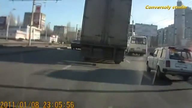 Авто приколы. Бабы за рулем. смотреть онлайн