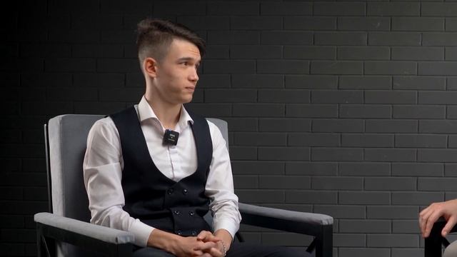 2 профессии в 17 лет. Возможности и развитие. #PROWEB смотреть онлайн
