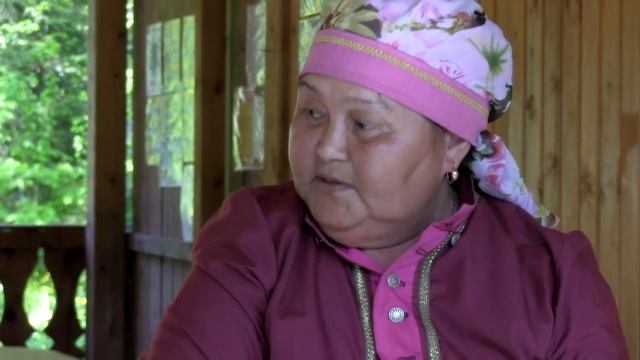 «Кухни народов России». Как приготовить тубаларские переки (вареники с черемшой/калбой). смотреть онлайн