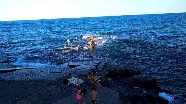 Летняя Ялта на закате дня. смотреть онлайн