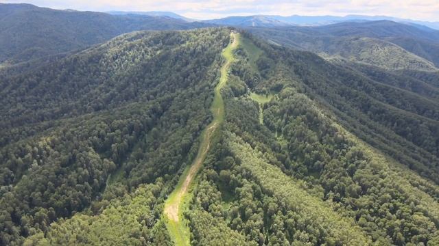Белокуриха, обзор турбазы Белокуриха, канатная дорога на гору Церковка, терренкур к Старой мельнице смотреть онлайн