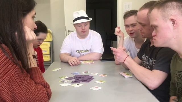 Коммуникативная игра «Лови ворон» смотреть онлайн