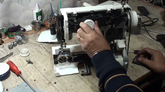 Что то типа Janome. Рассыпалась шестерня зиг-зага. смотреть онлайн