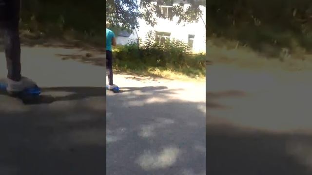 Катание на двух колесном скейте смотреть онлайн