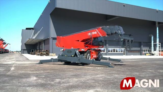 Обзор телескопического погрузчика Magni RTH 13.26 смотреть онлайн
