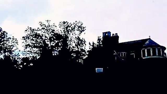 ,8/25/16 is this AMWAY'S RICHARD DEVOS FAMILY COTTAGE by BIG RED LIGHTHOUSE (south side), HOLLAND? смотреть онлайн