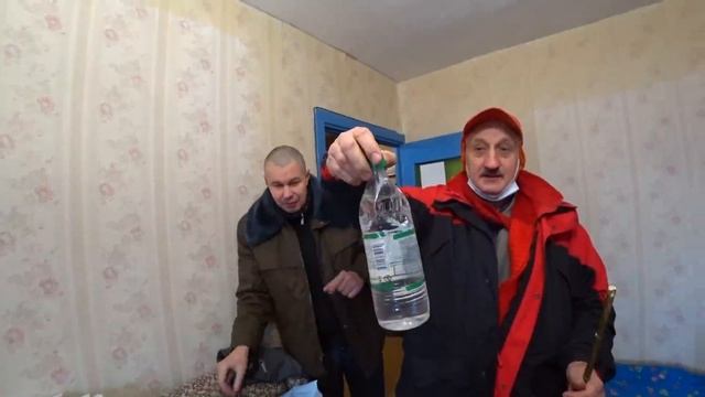 Тайны комнаты монашки! Почему тебя едят клопы? У букмекера портфель денег! смотреть онлайн