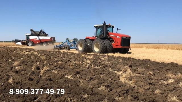 Плуг скоростной (прицепной) ПБС-10М с трактором VERSATILE 425 смотреть онлайн