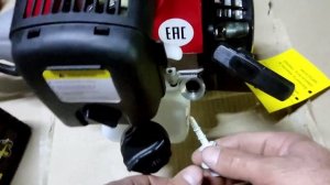 Я такой бензотример вижу первый раз! 4-х тактный двигатель! Обзор.