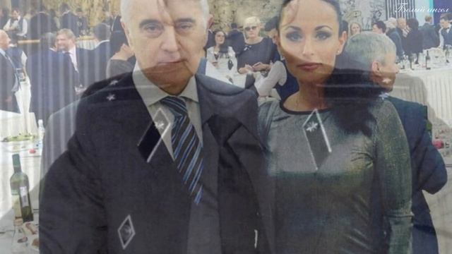 Мурату Зязикову - обладателю самой лучезарной улыбки смотреть онлайн