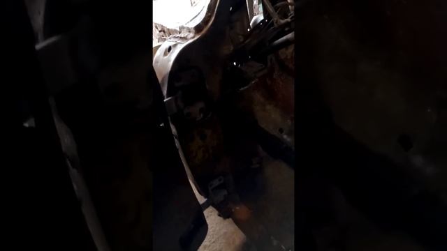 Кузовной ремонт ГАЗ-21Л, навеска дверей и замки после регулировки. смотреть онлайн