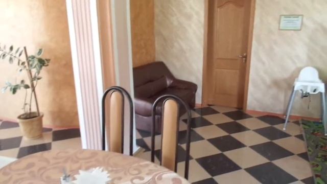 Барская усадьба. Ресторан. Детский уголок и обеденный зал. смотреть онлайн