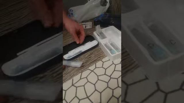 Распаковка электрической зубной щетки PECHAM Black из Rozetka смотреть онлайн