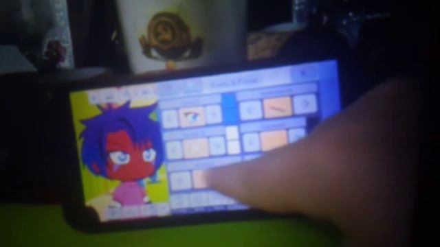 делаю персонажей в Gacha Life (читать описание) смотреть онлайн