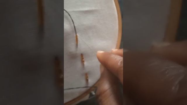 RUNNING STITCH - BEAD EMBROIDERY #fabricbeading #beadwork #beadingtutorials смотреть онлайн