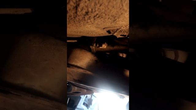 втулка стабилизатора Эмгранд ес7 . 2 смотреть онлайн