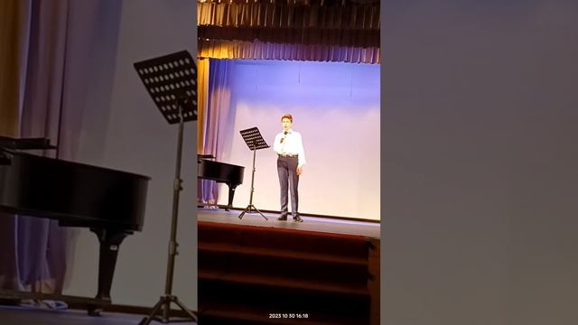 " Я благодарен маме своей" стихи Владимира Шапиро, муз. Светл Фроликовой (СЛАВИИ) исп. Игорь Сахаро смотреть онлайн