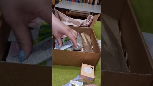 Жена купила подруге в подарок Делюксбокс на ВБ смотреть онлайн