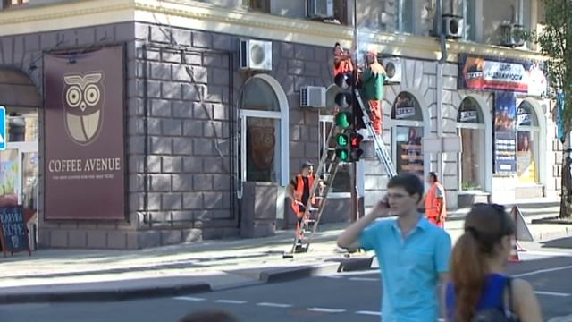 Плановая замена дорожных знаков по ул. Артема смотреть онлайн
