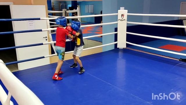 Рома - Радамир дружеский спарринг 30.07.2023 смотреть онлайн