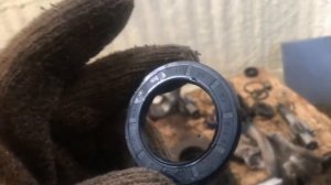 Ремонт насоса подъёма кузова Шакман f3000