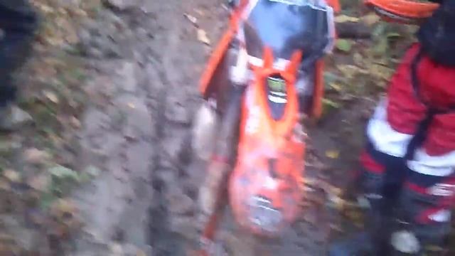 Вова в луже по самые помидоры))) смотреть онлайн