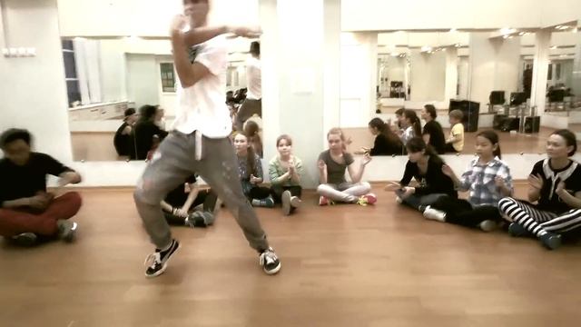 DANCE CRAFT Studio // Андрей Кашанцев // Freestyle смотреть онлайн