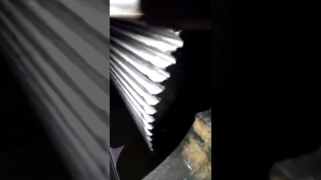 Ремонт промышленного оборудования дробилки вальцевой, реставрация за ломаных зубьев (часть6) смотреть онлайн