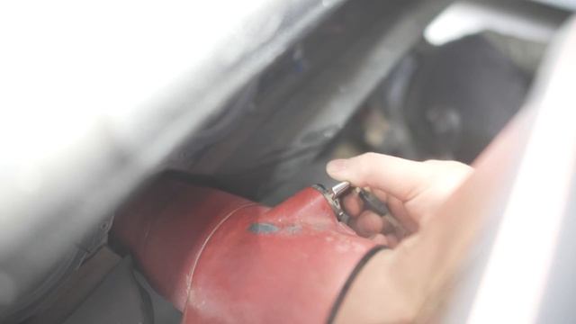 Old GM Key stuck in steering column and wont start | EASY FIX смотреть онлайн