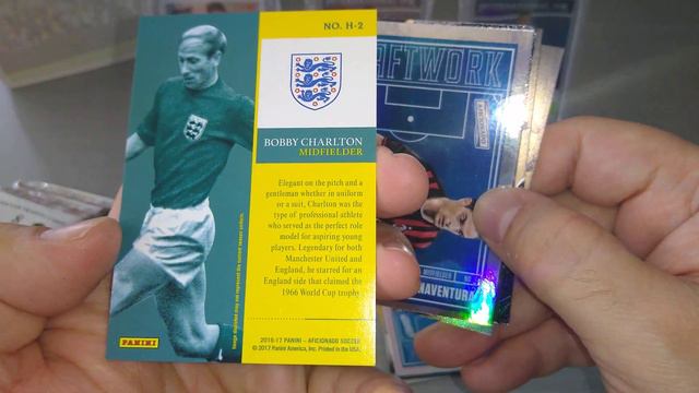 PANINI AFICIONADO 17/18 HOBBY BOX ***1 AUTO & 1 MEM CARD*** смотреть онлайн