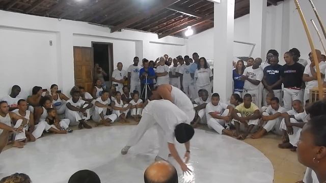 Capoeira São Bento - Roda de angola смотреть онлайн