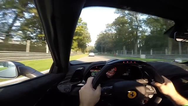 Ferrari 458 Speciale Chasing Nissan GTR In Monza смотреть онлайн
