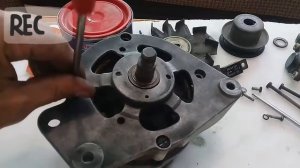 Сезонное  обслуживание генератора Ауди 80..mp4