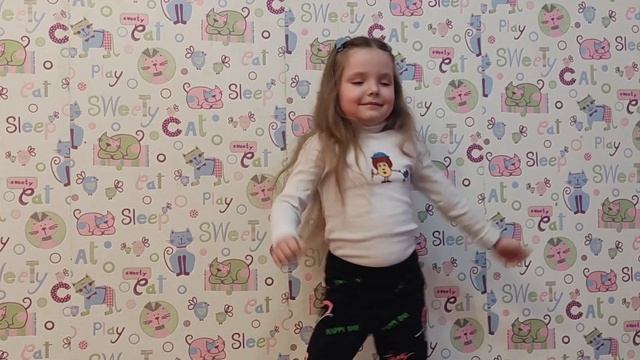 Английский язык с Софьей Сазоновой,буква Ff смотреть онлайн