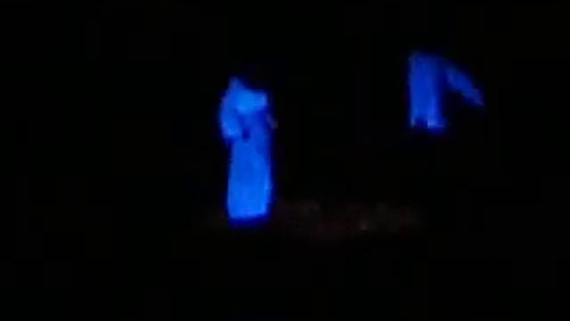 Танцы на углях.AVI смотреть онлайн