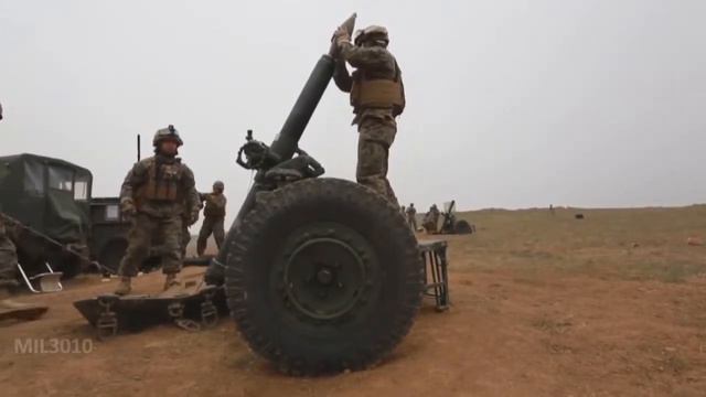 120 мм миномет  Морская пехота США и армия Японии на совместных учениях