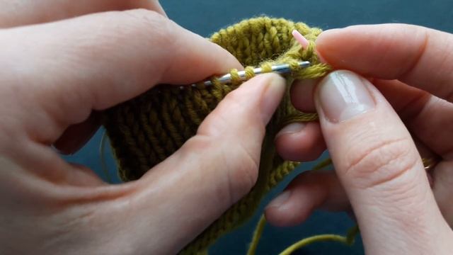 Закрытие иглой резинки 1 на 1 по кругу смотреть онлайн