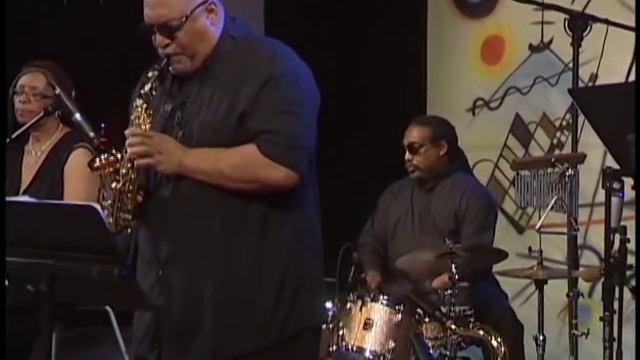 MC Studio Session: Holiday Jazz Special смотреть онлайн