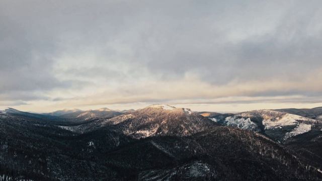 Carpathian Mountains Cinematic 4K Mavic Air 2 - Drone Video | Карпаты зимой с высоты птичьего полет смотреть онлайн